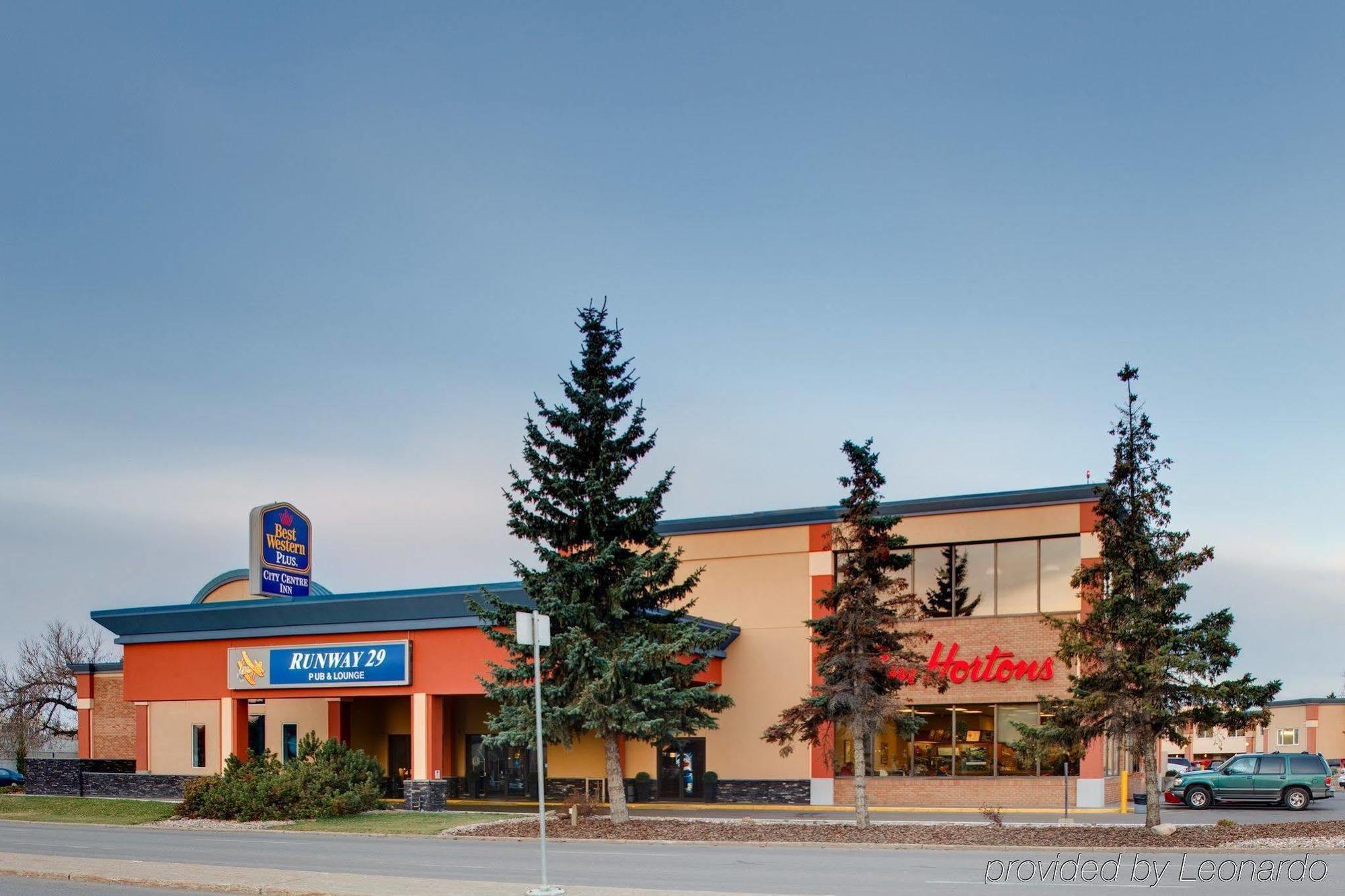 Best Western Plus City Centre Inn Edmonton Exterior photo